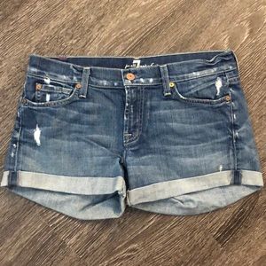 Jean shorts size 28